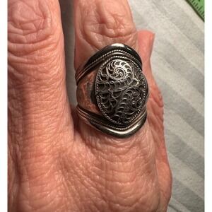Vintage Ornate Filigree Statement Ring Silver Tone Wide Band Size 8 6g
